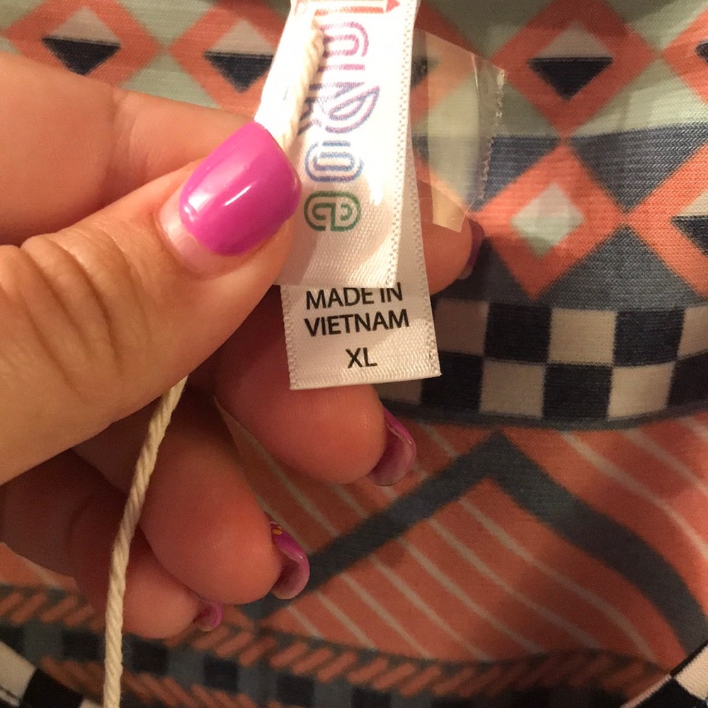 perfect Tee - Lularoe - Picture 2 of 3